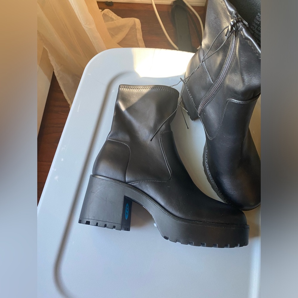 Size 10 boots